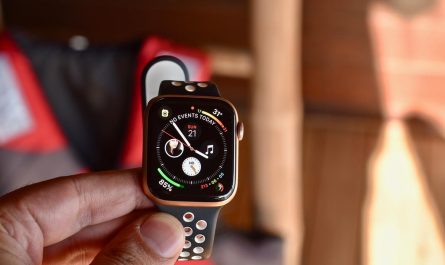 Rajkotupdates.news:apple-watch-8-series-saved-a-mans-life-in-the-us-after-a-car-accident